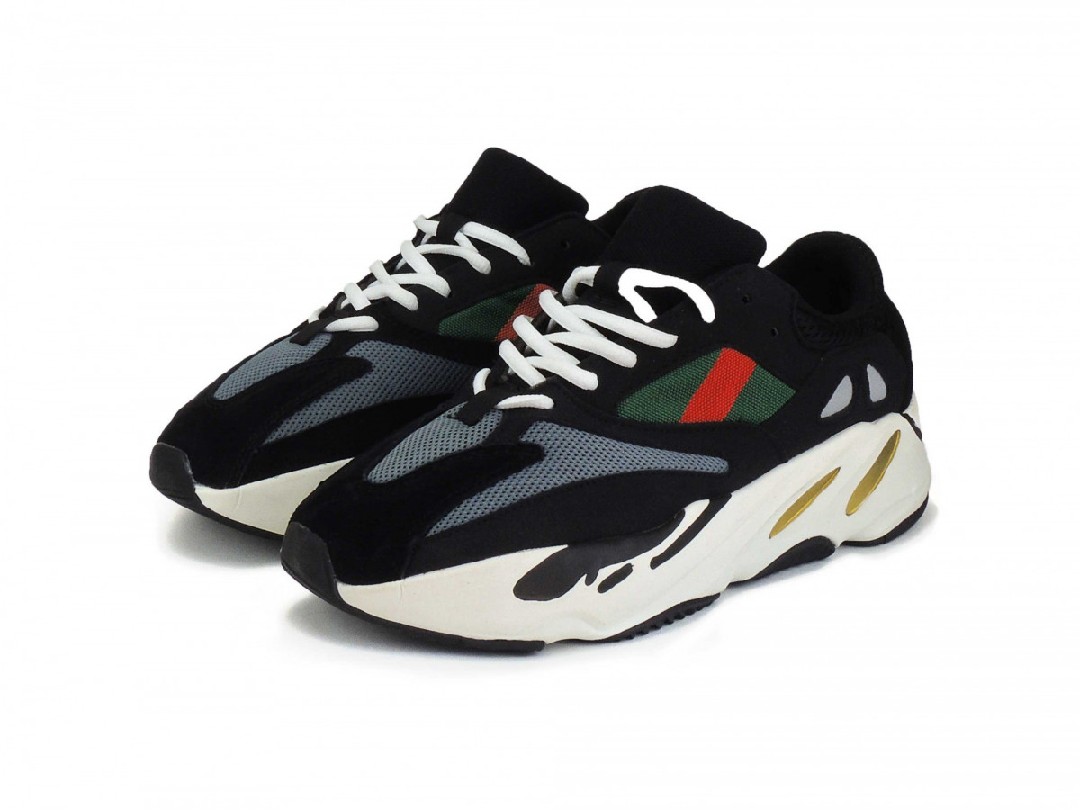 Yeezy 700 hot sale x gucci